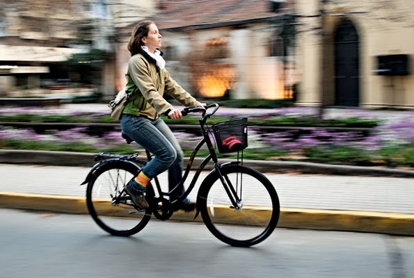 La bicicleta gana espacio en las calles latinoamericanas