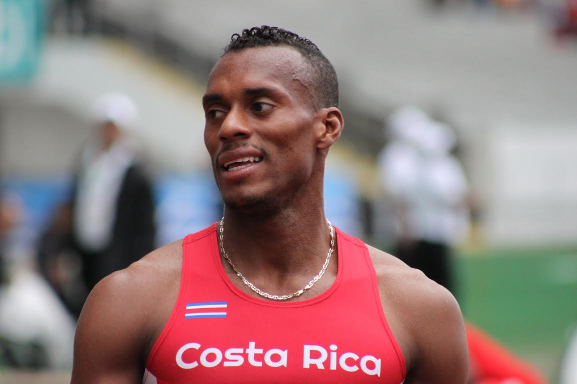 Atleta costarricense Nery Brenes supera el mejor tiempo de su vida en España