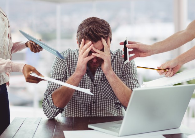 El creciente síndrome de estar quemado por el trabajo: ¿qué es y cómo combatirlo?