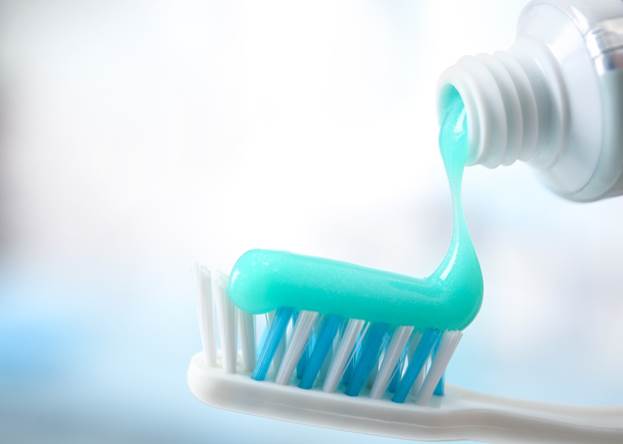 El cepillo de dientes: Un vehículo de virus, ¿cuándo debemos cambiarlo?
