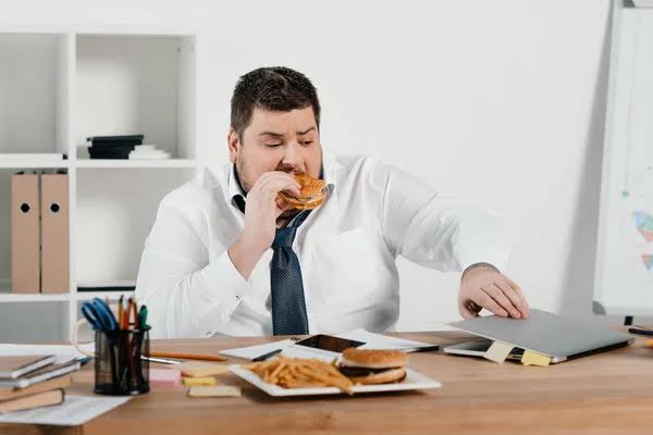 ¿Qué es el hambre emocional y cómo este es uno de los principales propulsores de la obesidad y sobrepeso?