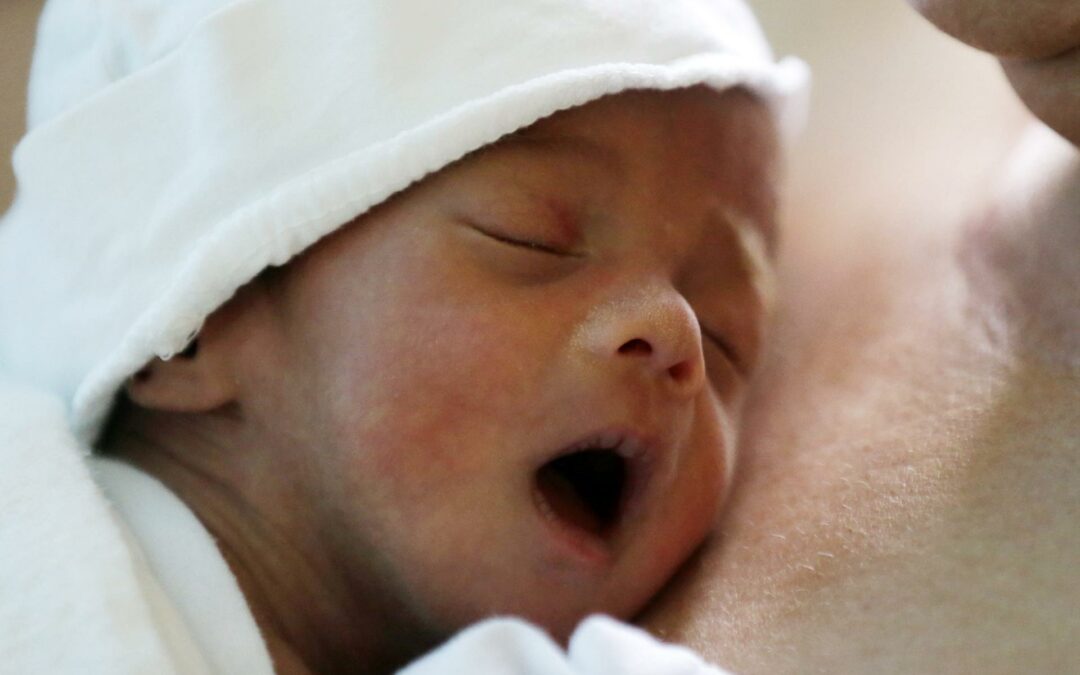 El contacto piel con piel tras el nacimiento: el mejor comienzo en la vida